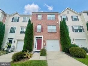 Building Photo - 11620 Amaralles Dr