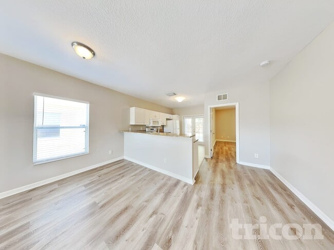 Foto del edificio - 3625 16th St Ct E