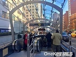 Foto del edificio - 252 E 89th St