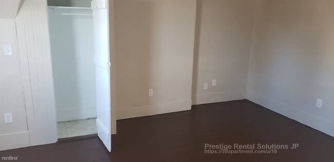 Building Photo - Studio, 1 bath Apartment - 592 Tremont St