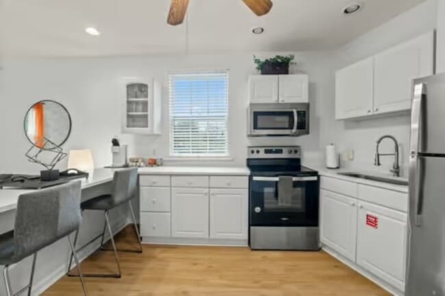 Building Photo - 214 San Marco Ave