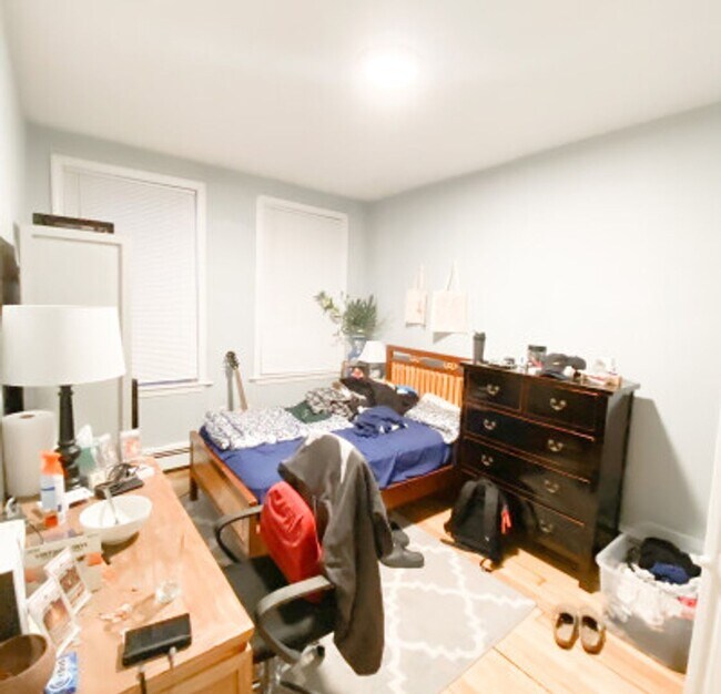 Building Photo - AWESOME 4 BED 2 BATH IN ALLSTON