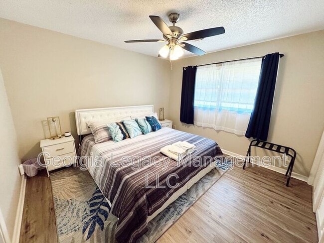 Foto del edificio - 62 Creekside Drive