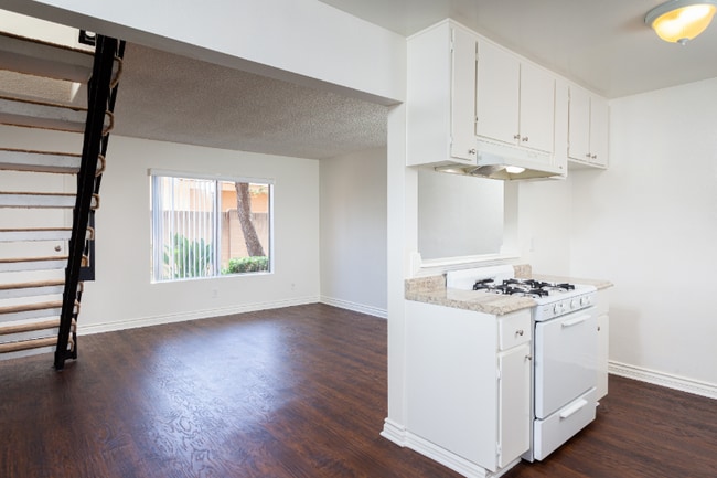 Foto del edificio - 11102 Excelsior Dr