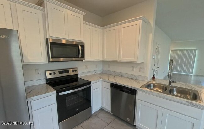 Building Photo - 3994 Haymon Ave
