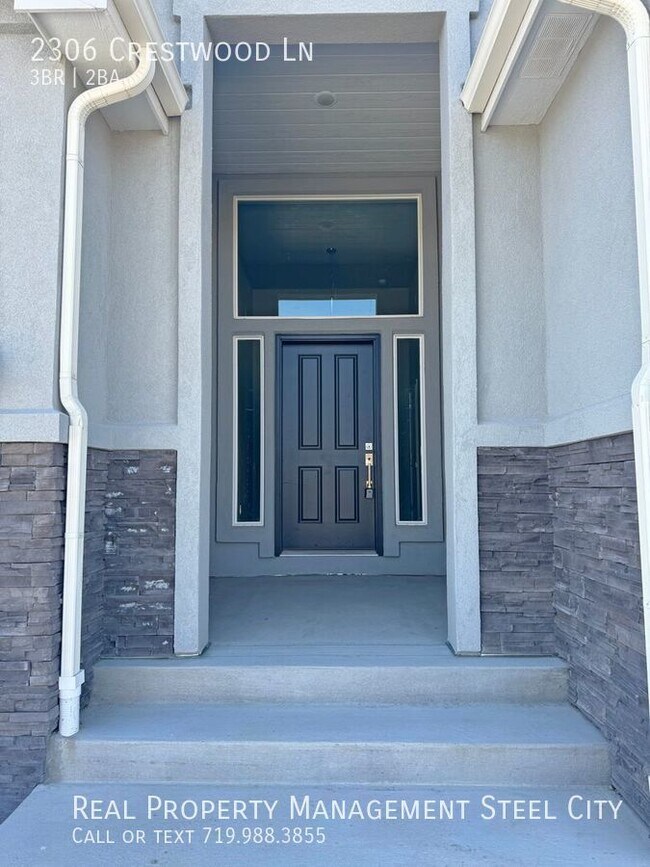 Building Photo - Stunning 3 bed, 2 bath Rancher located on ...