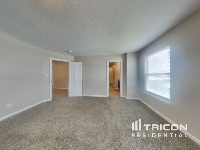 Building Photo - 1016 Balto Dr