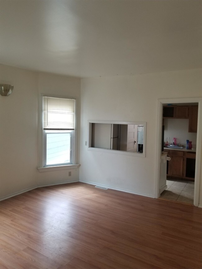 Foto del edificio - 46 Oxford Ave