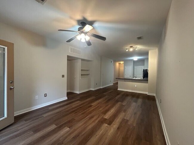 Foto del edificio - 401 20th St S