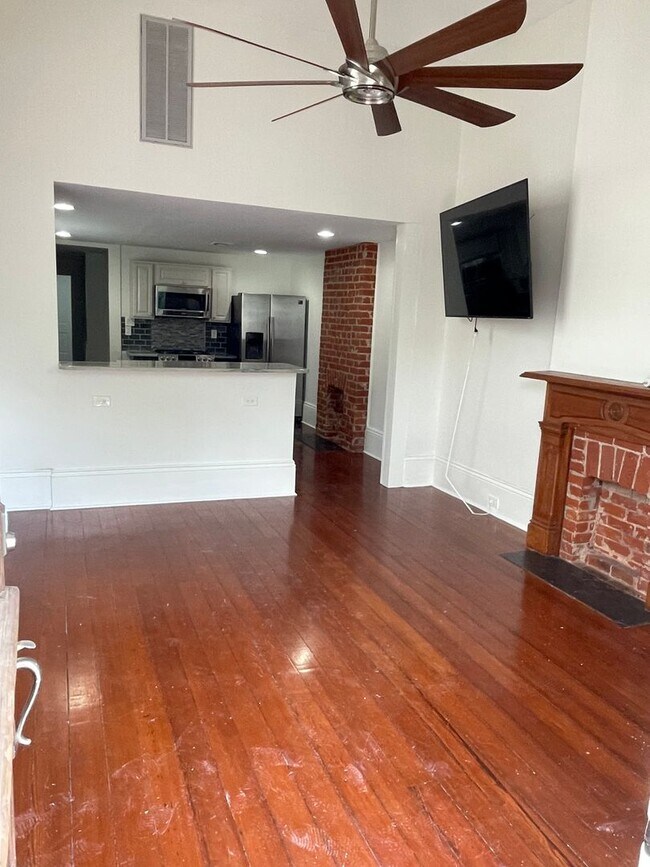 Foto del edificio - 2334 - 36 Saint Thomas Street