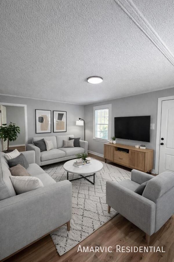 Photo - 307 Manhattan Ave House