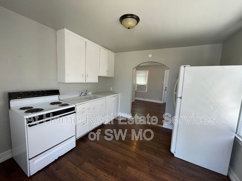 Foto del edificio - 217 W Grand St