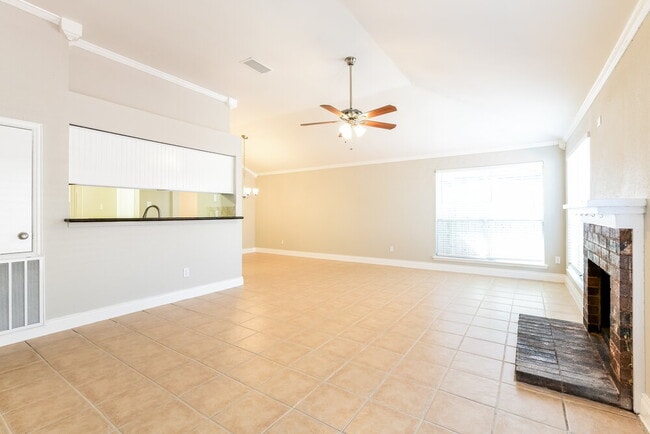 Foto del edificio - 17422 Lobo Trail