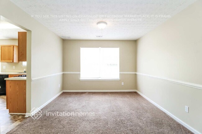 Building Photo - 714 Hillmont Dr