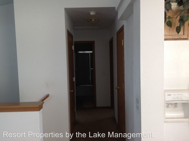 Building Photo - 11240 N Cutlass St