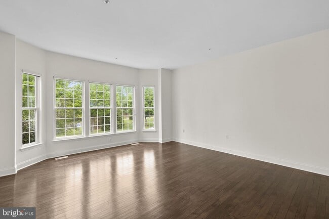 Foto del edificio - 7714 Battery Bend Way