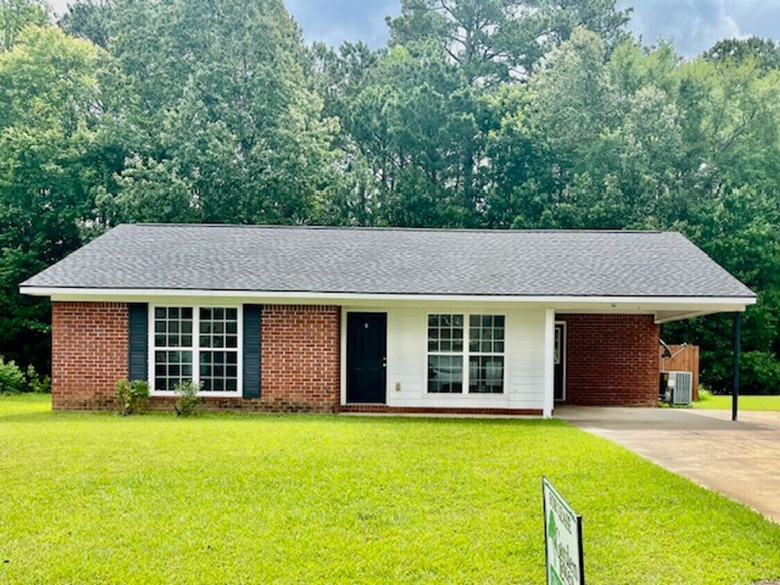 Foto principal - 84 Willowrun Dr