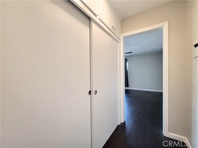 Building Photo - 735 Cedar Ave