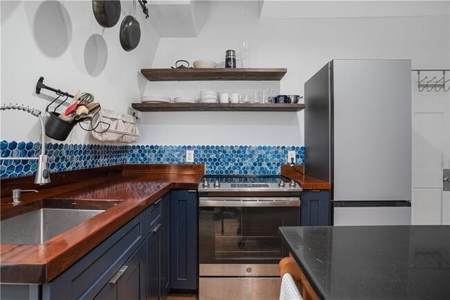 Foto del edificio - 35 Pelham St