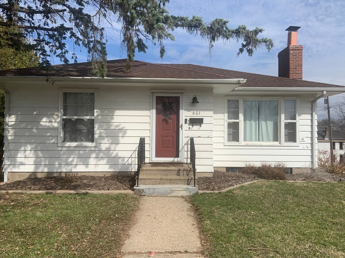 601 Angella St, Dubuque, IA 52001 House Rental in Dubuque, IA
