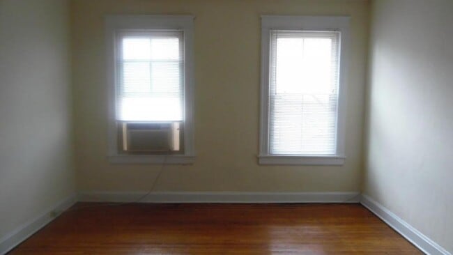 Building Photo - 157 S. Main Street