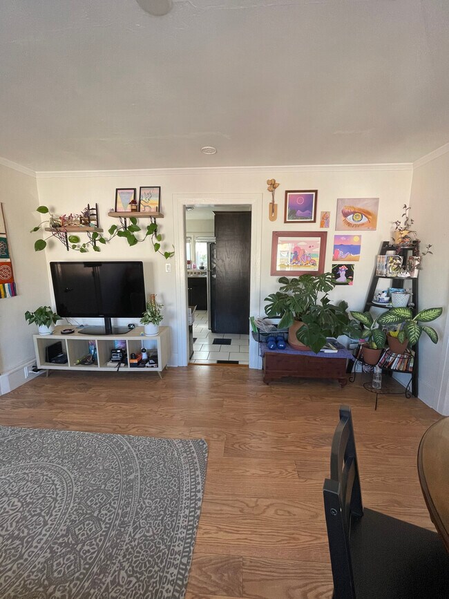 Living Room - 750 4th St