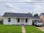 Primary Photo - 303 Maple St