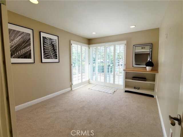 Foto del edificio - 5155 Thorn Tree Ln