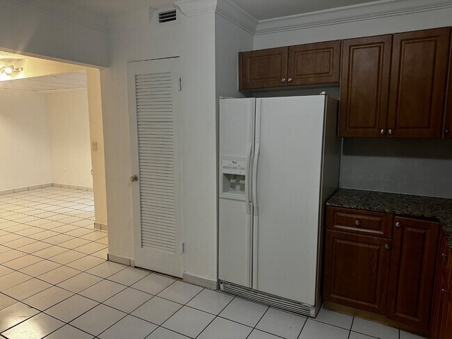 Foto del edificio - 5100 SW 41st St