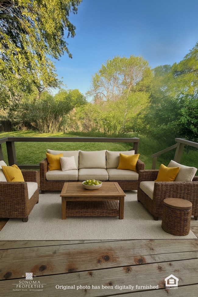 Foto del edificio - Spacious One Bedroom Lower Level Duplex