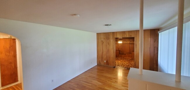 Foto del edificio - 714 E Crawford St