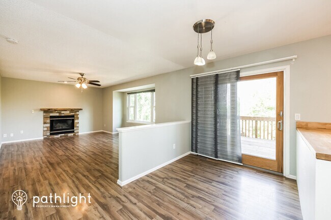 Foto del edificio - 4990 Twin Gulch Court, Colorado Springs, C...