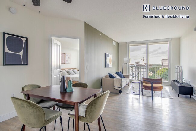 Foto del edificio - 987 SW 37th Ave