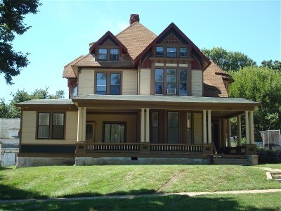 Primary Photo - 1423 Douglas St