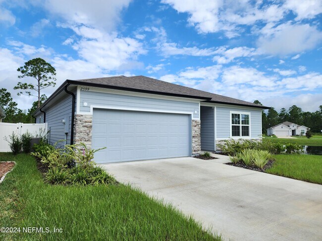 Building Photo - 2599 Lantana Ln