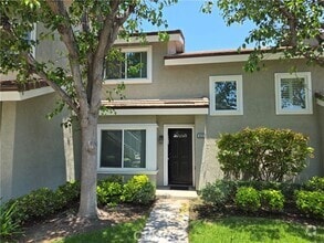 Building Photo - 569 Springbrook N