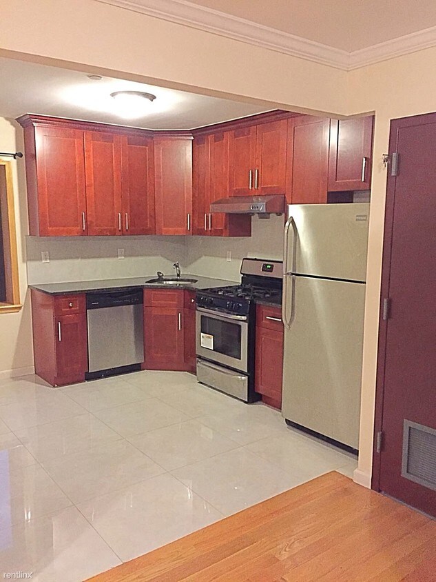 2 br, 2 bath - 7707 Parsons Blvd 3rd floor - 2 br, 2 bath  - 7707 Parsons Blvd 3rd floor