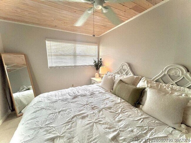 Foto del edificio - 1540 Lantana Ln
