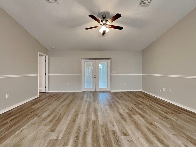 Building Photo - 12037 Cavern Rd