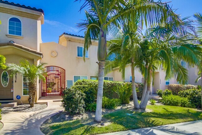 Building Photo - 3957 Riviera Drive
