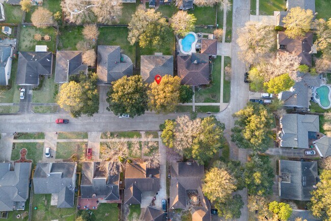 Foto del edificio - 22306 Waynoka Rd