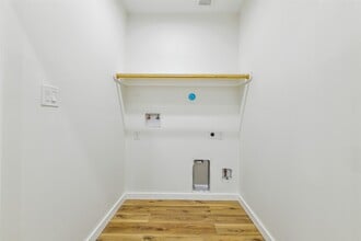 Building Photo - 7486 Stanwick Dr