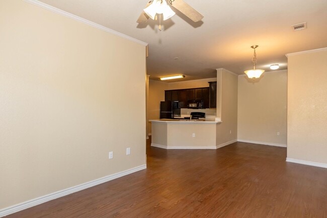 Foto del edificio - 1617 Northwest Blvd