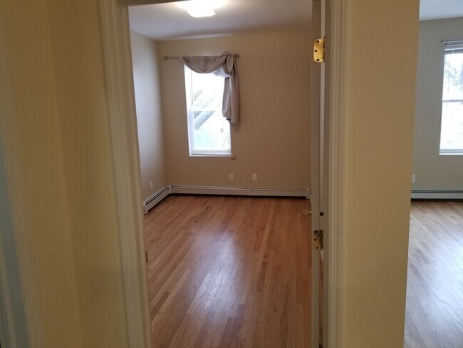 Bedroom - 8454 Grand Ave
