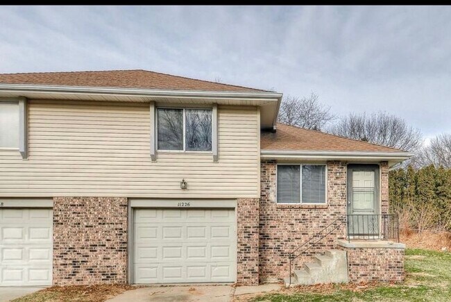 Foto del edificio - 11226 Roxbury Dr