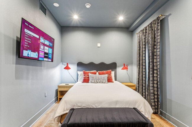 Foto del edificio - 1738 N Rampart St