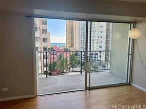 Building Photo - 2440 Kuhio Ave.