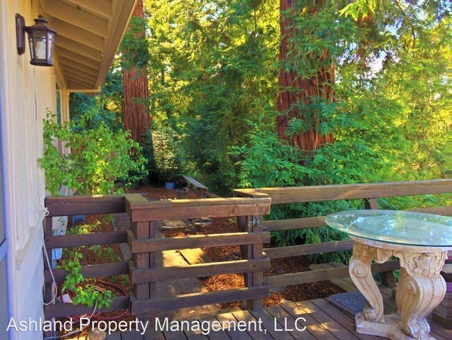 Building Photo - 4 br, 2 bath House - 436 Monte Vista Dr