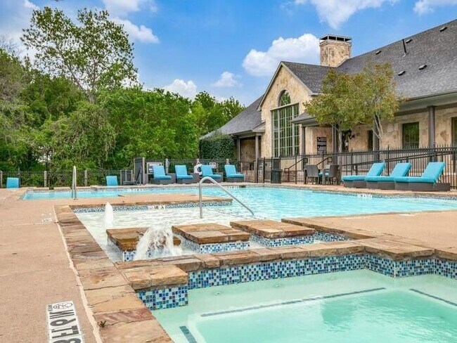 Foto del edificio - 2701 Grapevine Mills Blvd N