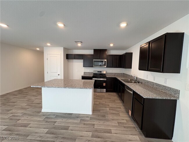 Foto del edificio - 5943 Swift Lariat St